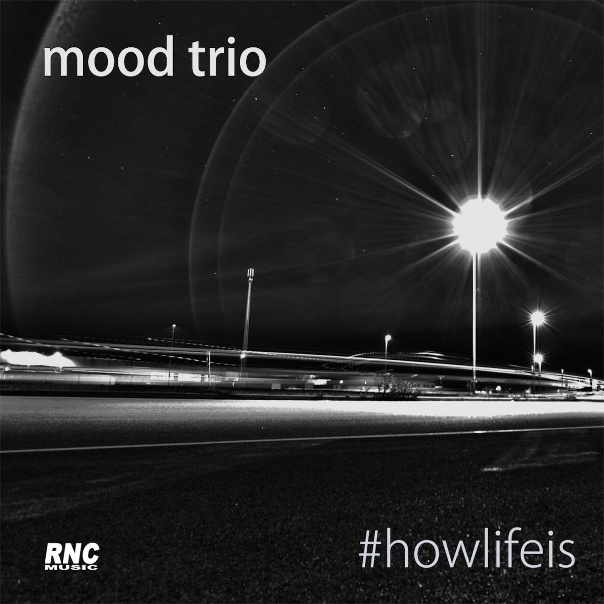 Copertina di How Life Is — MooD TRIO